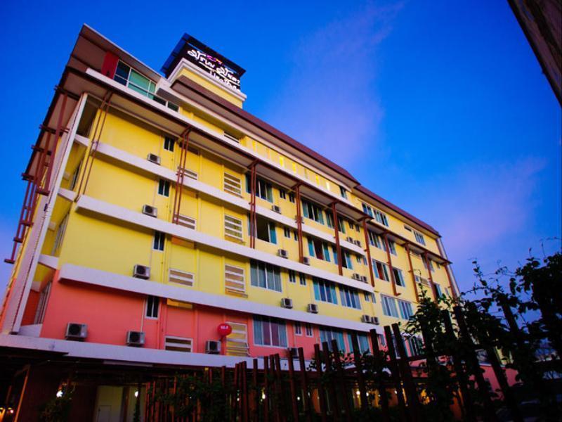 Much-Che Manta Boutique Hotel Udon Thani Buitenkant foto