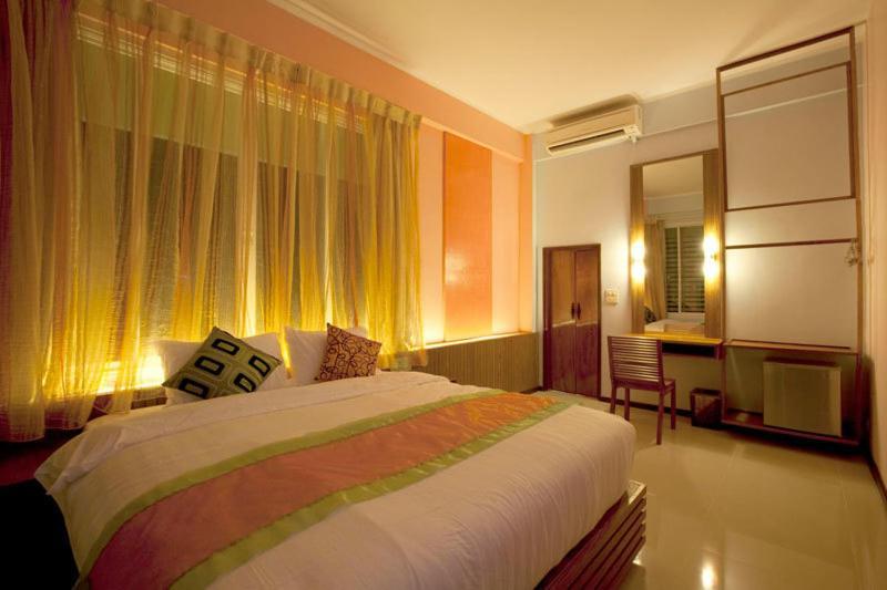 Much-Che Manta Boutique Hotel Udon Thani Buitenkant foto